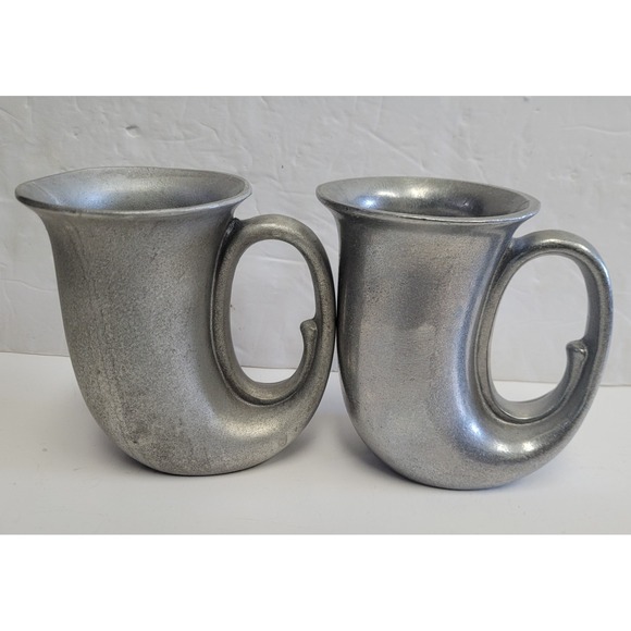 Pair of Wilton Armetale U.S.A. Pewter French Horn Beer Stein Mug  5" tall - Picture 1 of 12
